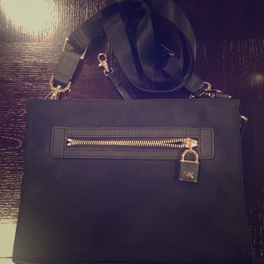 Michael Kors handbag 👜 - Picture 1 of 5